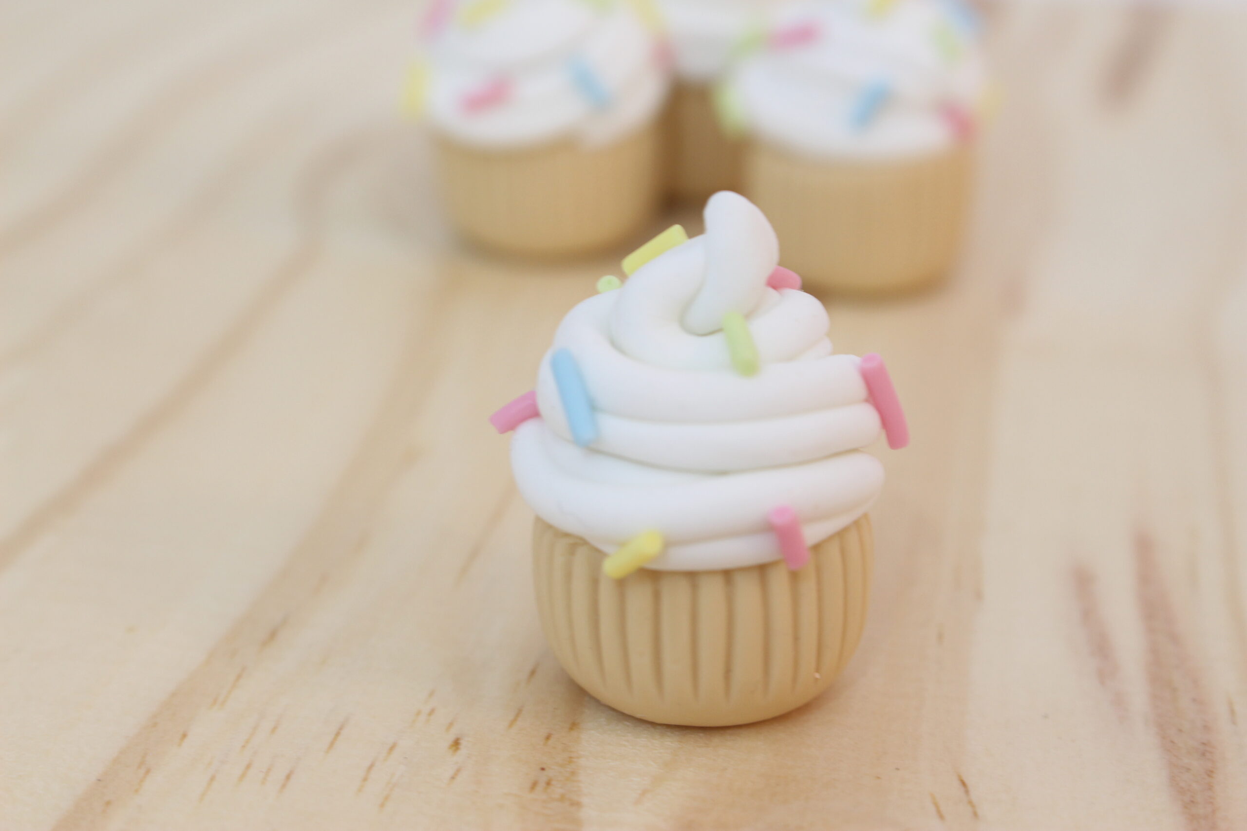 Mini-cupcakes-scaled-1.jpg